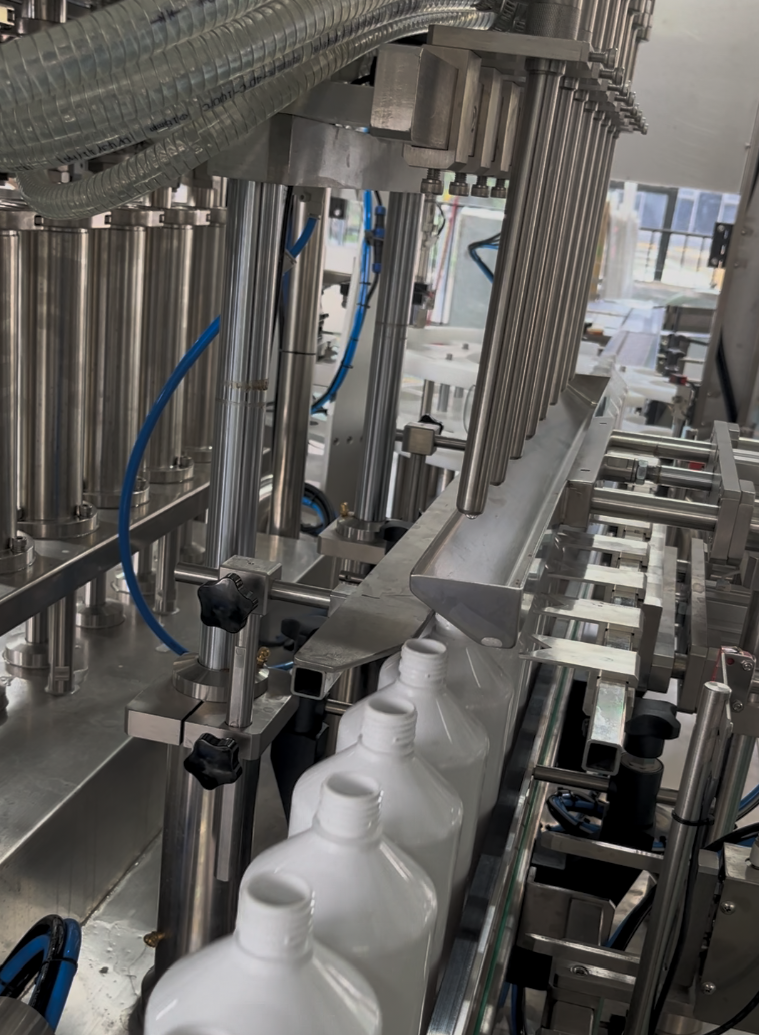 CSC3118-Successful Case-1L Syrup Liquid Filling and Capping System