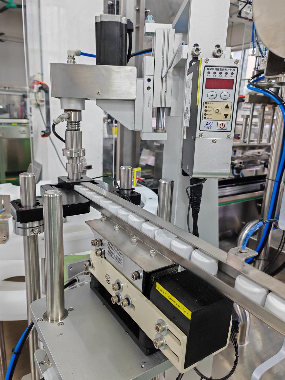 CSC3118-Successful Case-1L Syrup Liquid Filling and Capping System